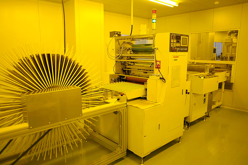 Laminating (Circuit forming)